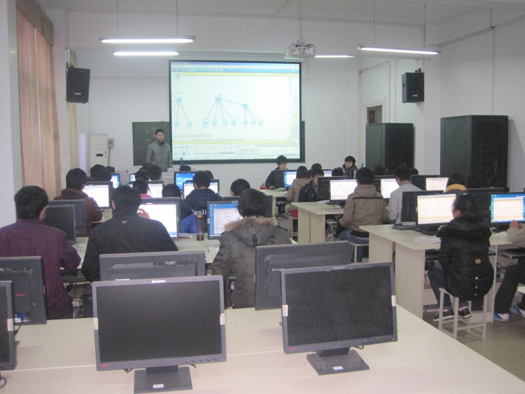计算机网络技术实训室